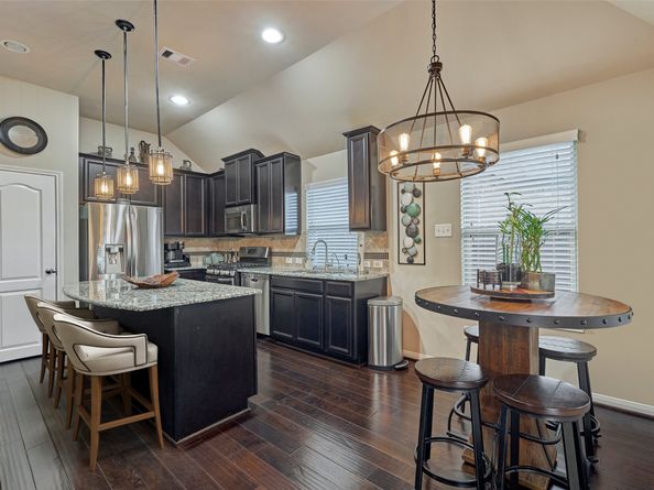 2611 Cedar Path Lane, Conroe TX 77385