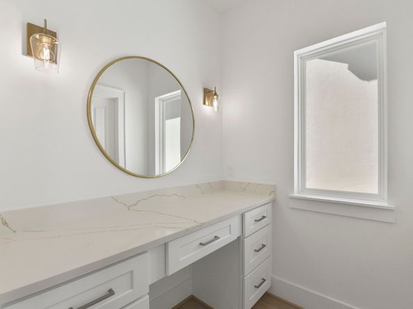 2916 Virginia St, Houston TX 77098