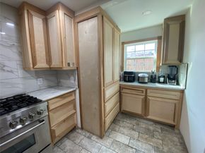 5326 Jorns Street, Houston TX 77045