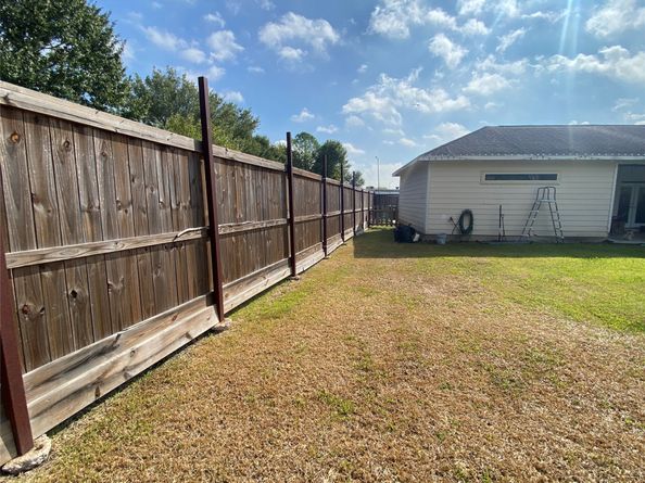 5326 Jorns Street, Houston TX 77045