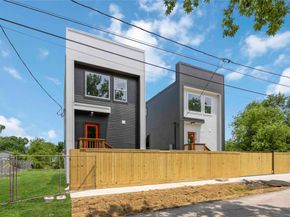 2116 Des Chaumes Street, Houston TX 77026
