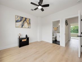 2116 Des Chaumes Street, Houston TX 77026