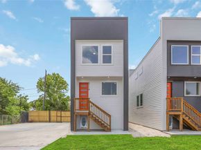2116 Des Chaumes Street, Houston TX 77026