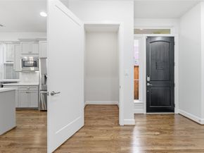 805 Birdsall Street, Houston TX 77007