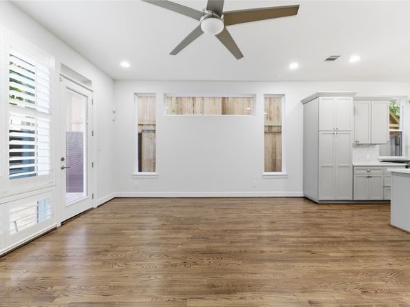 805 Birdsall Street, Houston TX 77007