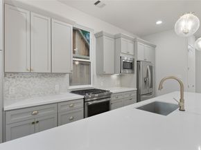 805 Birdsall Street, Houston TX 77007