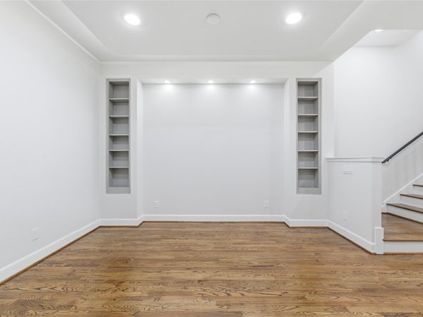 805 Birdsall Street, Houston TX 77007