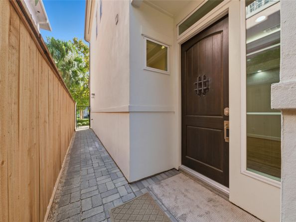 805 Birdsall Street, Houston TX 77007