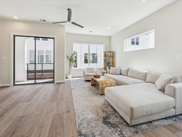 3061 Hicks Street, Houston TX 77007