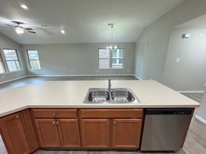 2519 Skyview Point Drive, Houston TX 77047