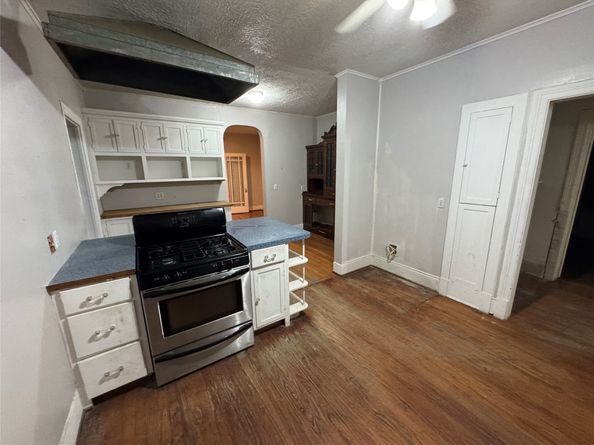 218 Everton Street, Houston TX 77003