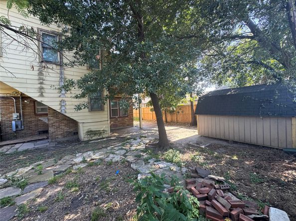 218 Everton Street, Houston TX 77003