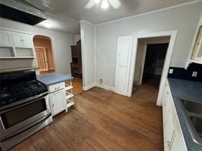 218 Everton Street, Houston TX 77003