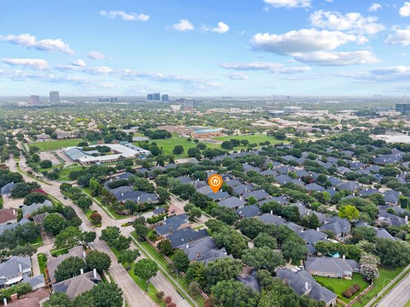 1523 Orchard Park Drive, Houston TX 77077
