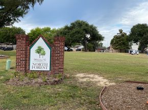 415 N Forest Boulevard, Houston TX 77090