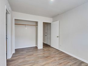 1860 White Oak Drive 333, Houston TX 77009