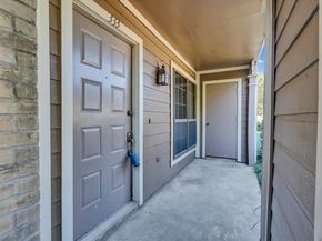 1860 White Oak Drive 333, Houston TX 77009