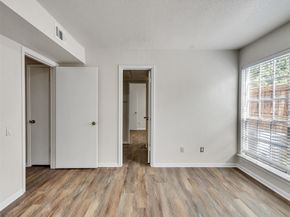 1860 White Oak Drive 333, Houston TX 77009