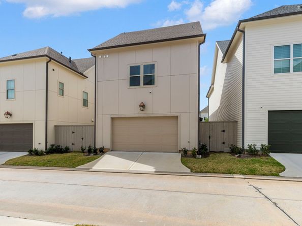 25225 Liberty Mill Drive, Spring TX 77380