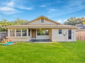 11059 Landsbury Circle, Houston TX 77099