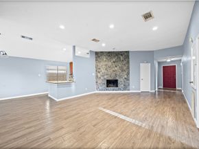 11059 Landsbury Circle, Houston TX 77099