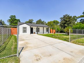 5433 Chennault Road, Houston TX 77033
