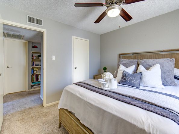12550 Whittington Dr 408, Houston TX 77077