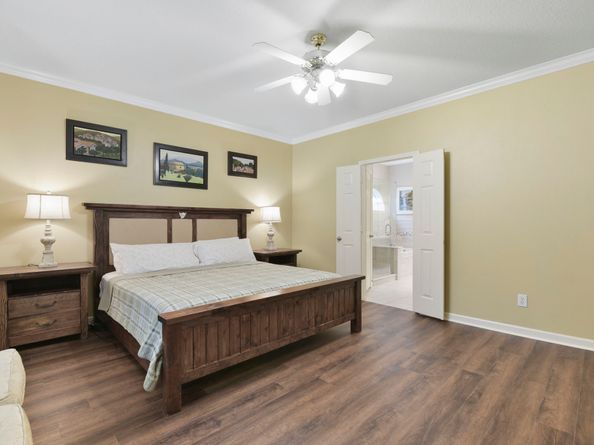 34 S Old Cedar Circle, Spring TX 77382