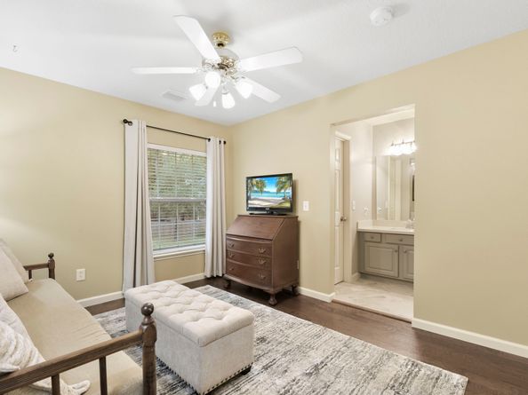 34 S Old Cedar Circle, Spring TX 77382
