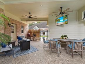 34 S Old Cedar Circle, Spring TX 77382