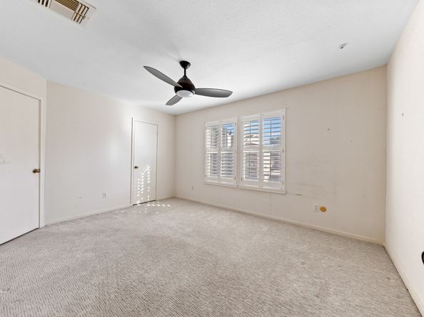 1829 Bering Drive 24, Houston TX 77057