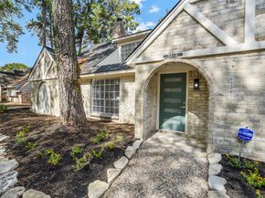 5914 Pebble Springs Drive, Houston TX 77066