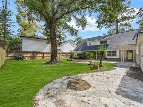 5914 Pebble Springs Drive, Houston TX 77066