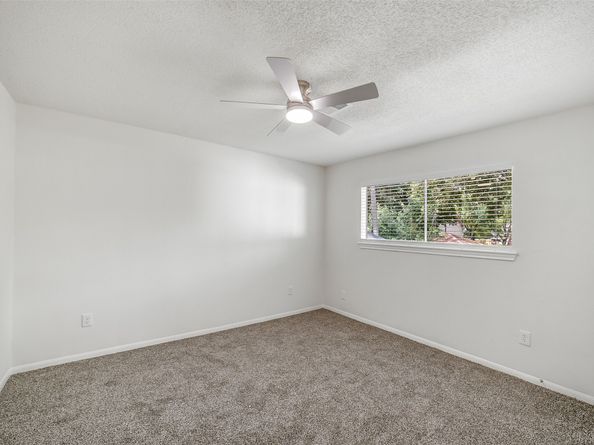 5914 Pebble Springs Drive, Houston TX 77066