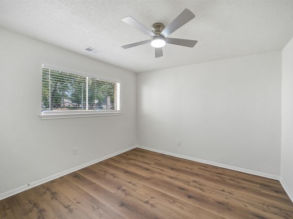 5914 Pebble Springs Drive, Houston TX 77066