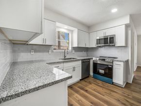 5914 Pebble Springs Drive, Houston TX 77066