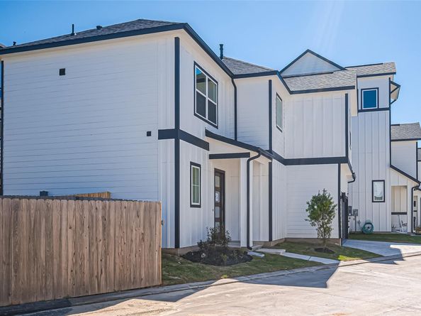 8919 Grovner Place, Houston TX 77055