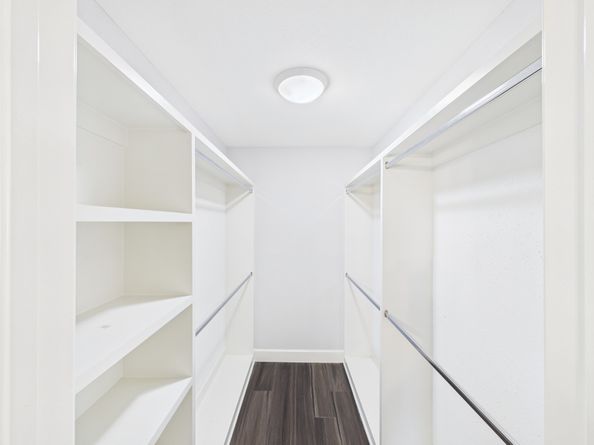 11619 Bowlan Ln, Houston TX 77035