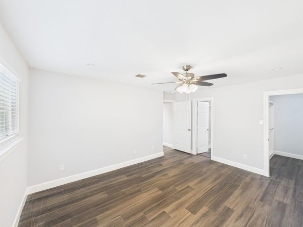 11619 Bowlan Ln, Houston TX 77035
