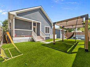 1805 Chestnut Street, Houston TX 77009