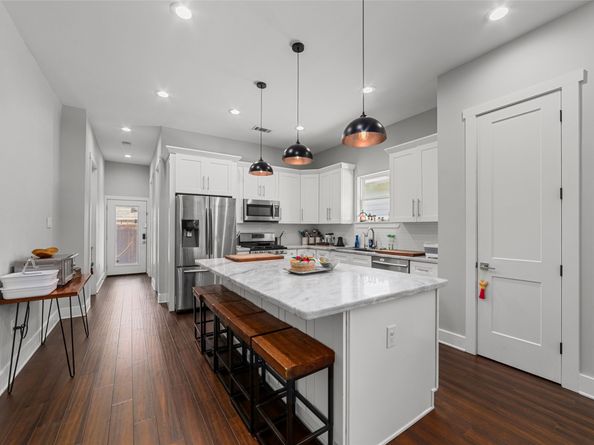 1805 Chestnut Street, Houston TX 77009