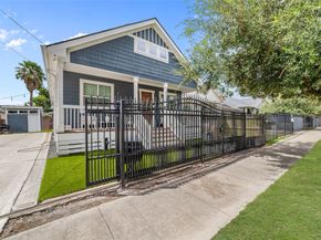 1805 Chestnut Street, Houston TX 77009