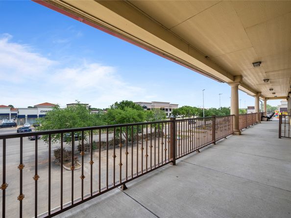12989 Bellaire Boulevard 3, Houston TX 77072