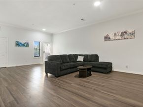 12989 Bellaire Boulevard 3, Houston TX 77072