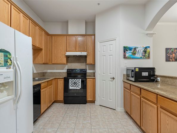 12989 Bellaire Boulevard 3, Houston TX 77072