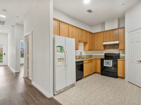 12989 Bellaire Boulevard 3, Houston TX 77072