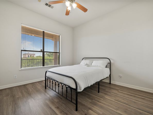 12989 Bellaire Boulevard 3, Houston TX 77072