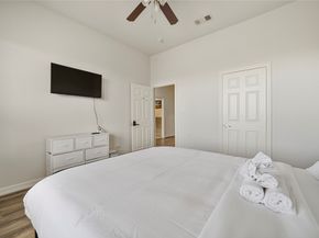 12989 Bellaire Boulevard 3, Houston TX 77072