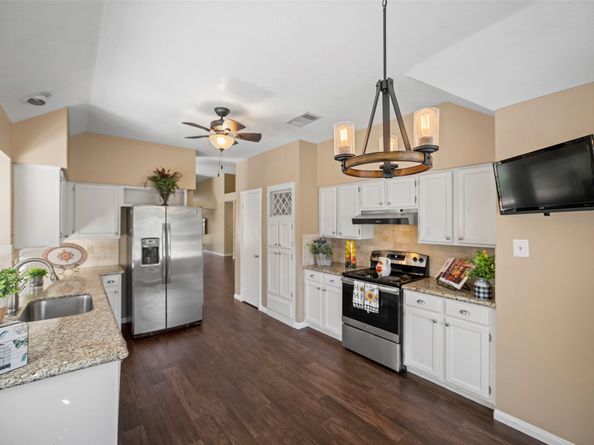 15954 Oak Mountain Drive, Houston TX 77095