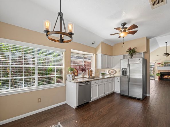 15954 Oak Mountain Drive, Houston TX 77095